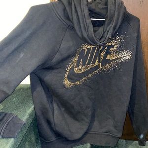 Nike sweatshirt